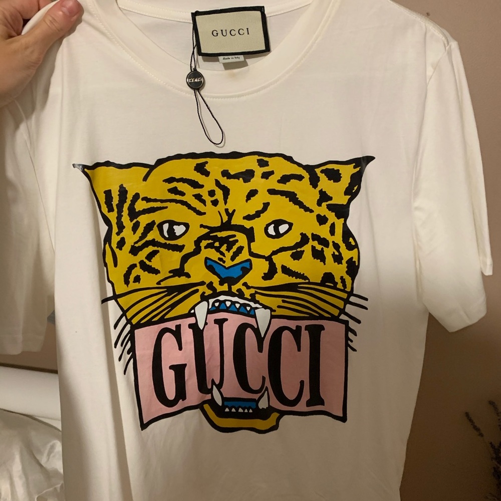 LARGE TEE